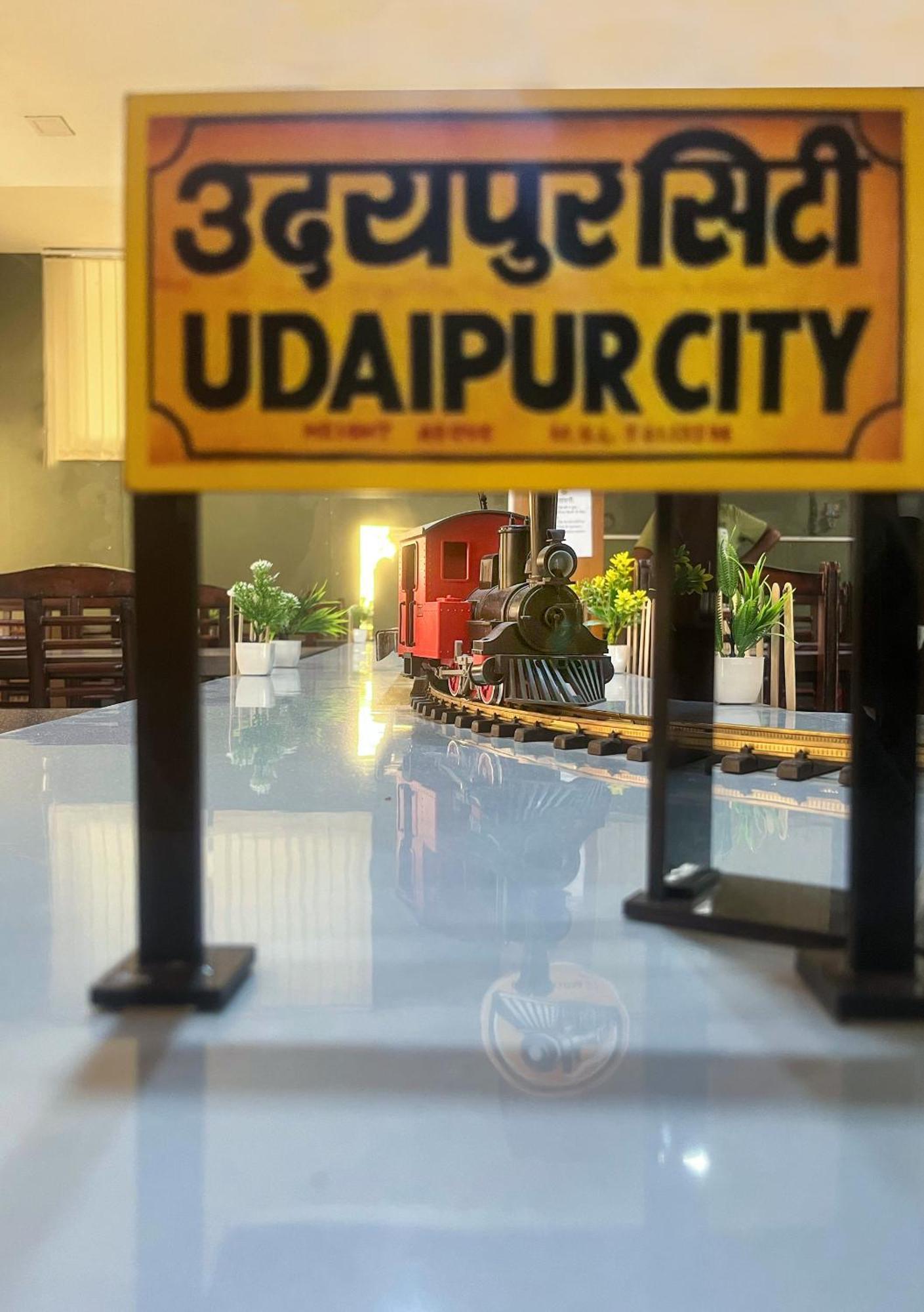 Narayans Leela Inn Udaipur Eksteriør bilde