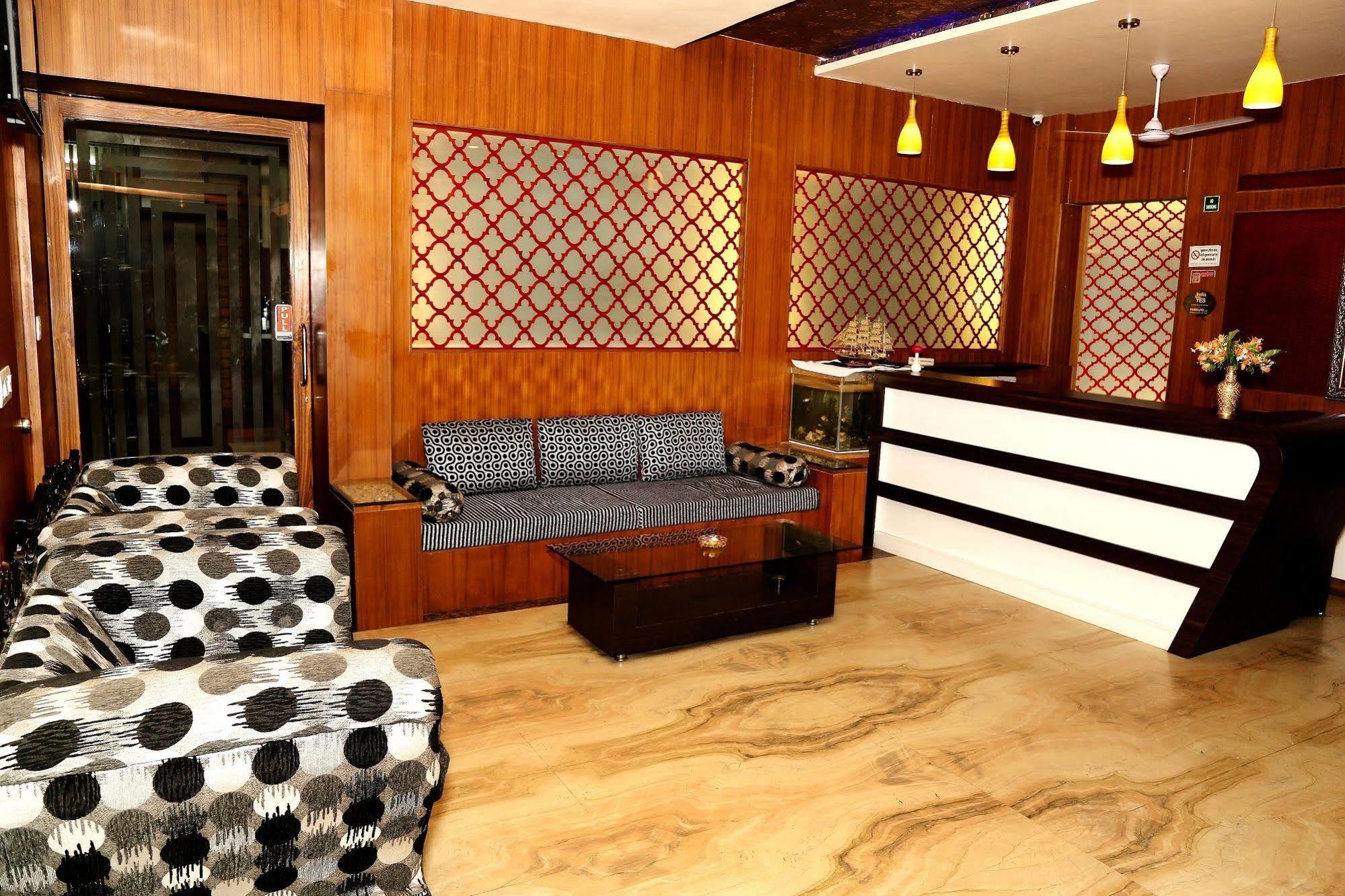 Narayans Leela Inn Udaipur Eksteriør bilde