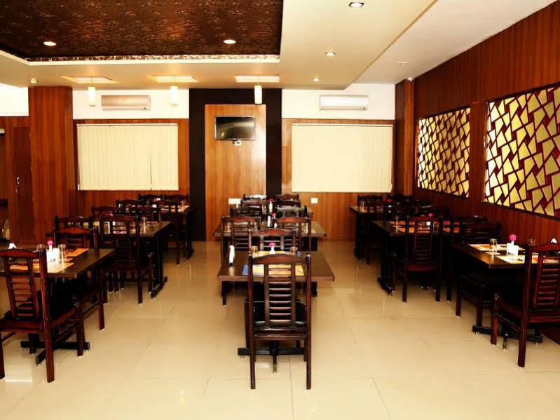 Narayans Leela Inn Udaipur Eksteriør bilde